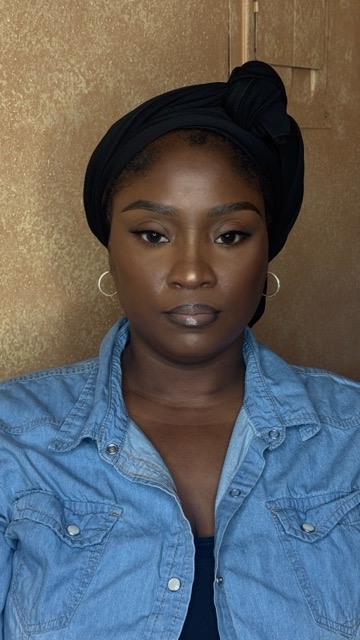 Clean everyday glam makeup look example